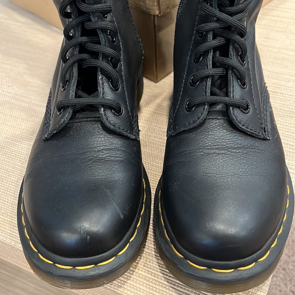 Doc Martin boots - Picture 10 of 11